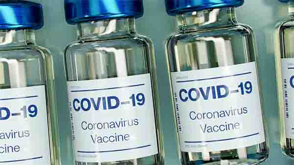 COVID19ワクチンに期待: アストラゼネカ